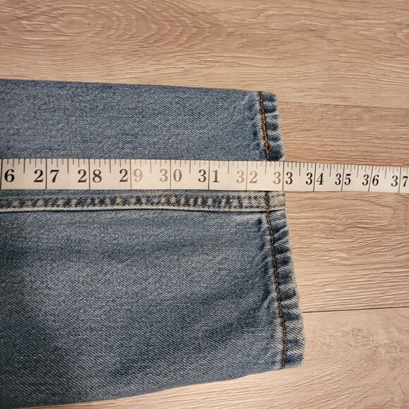 VTG Levi's Jeans Size 33x34 Measures 30x33 550 Relaxed Fit Y2K - Picture 8 of 9